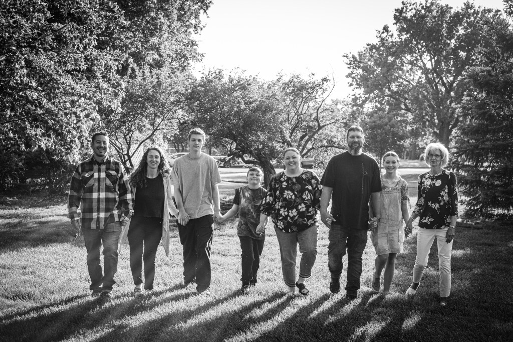 Sweet Mini Session in Oakdale Park | The M&nbsp;Family